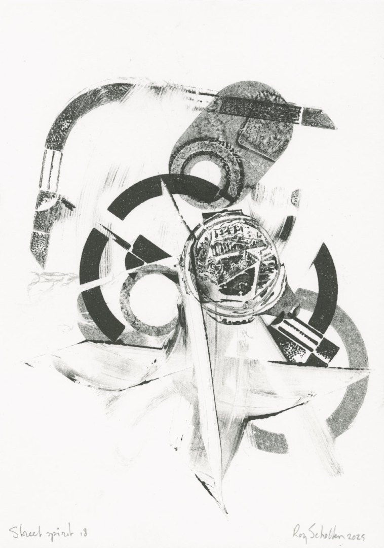 A confusion of round shapes.